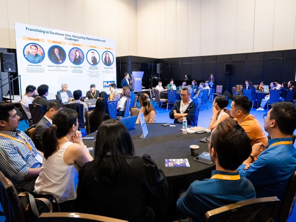 Visitors at FLAsia 2024 learning and experienceing at the conference and workshop programme